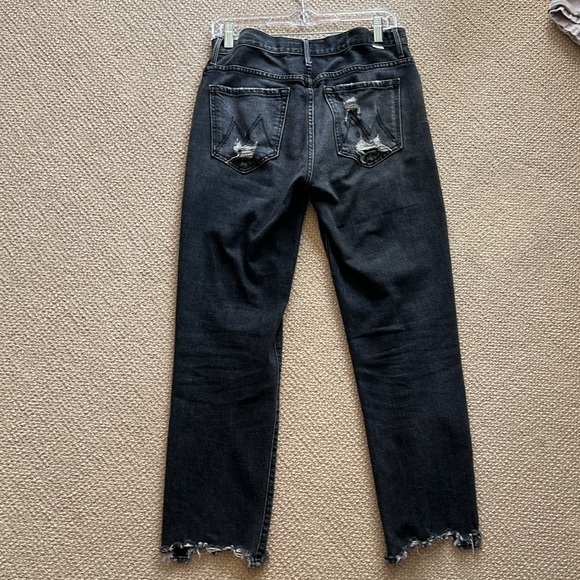 MOTHER The Saint Chew High Rise Jeans | Black Distressed | Size 26 - Picture 5 of 8